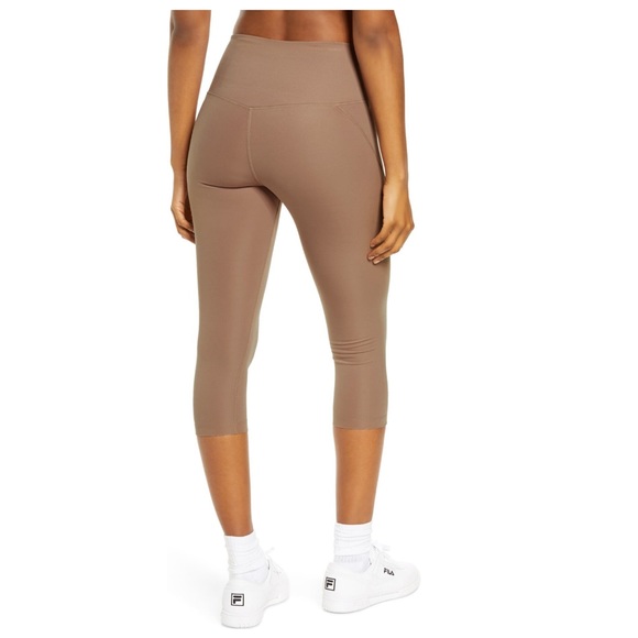Girlfriend Collection High Waisted Capri Leggings Brownie - Picture 2 of 8